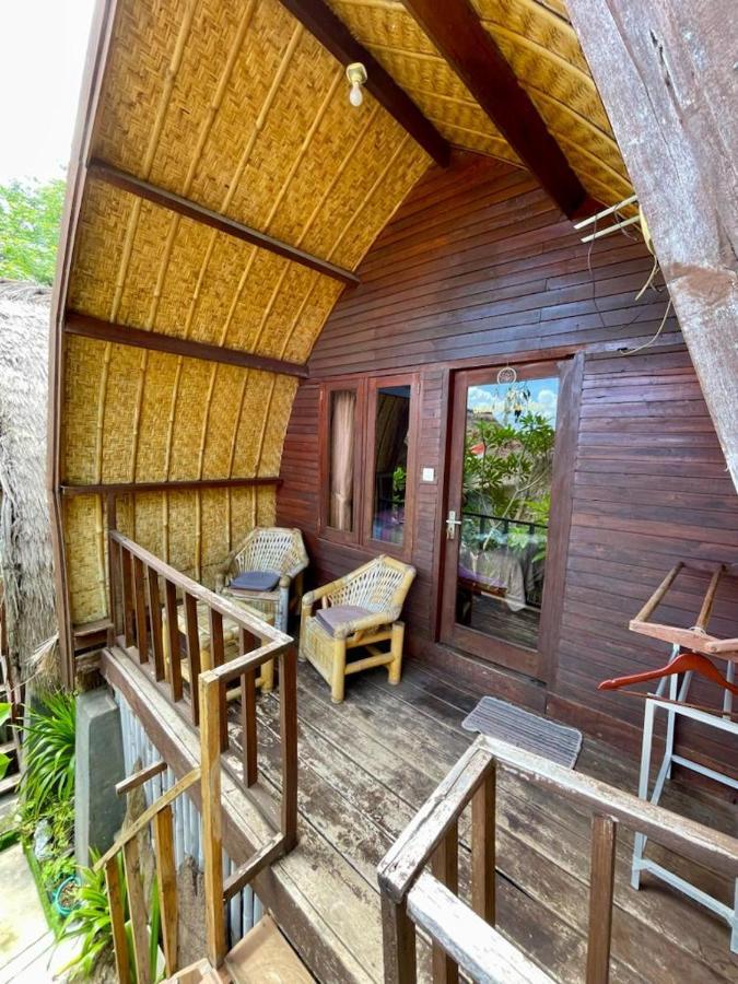 The Golden Ave Bungalow Gili Trawangan Dış mekan fotoğraf