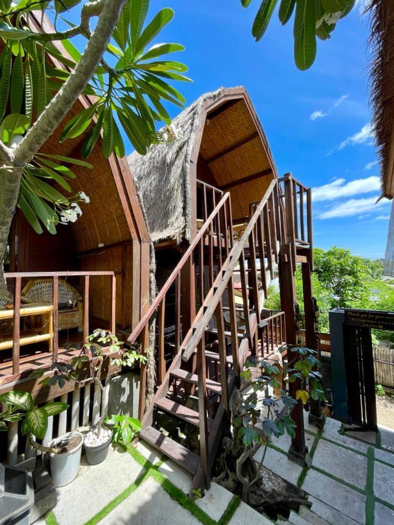 The Golden Ave Bungalow Gili Trawangan Dış mekan fotoğraf