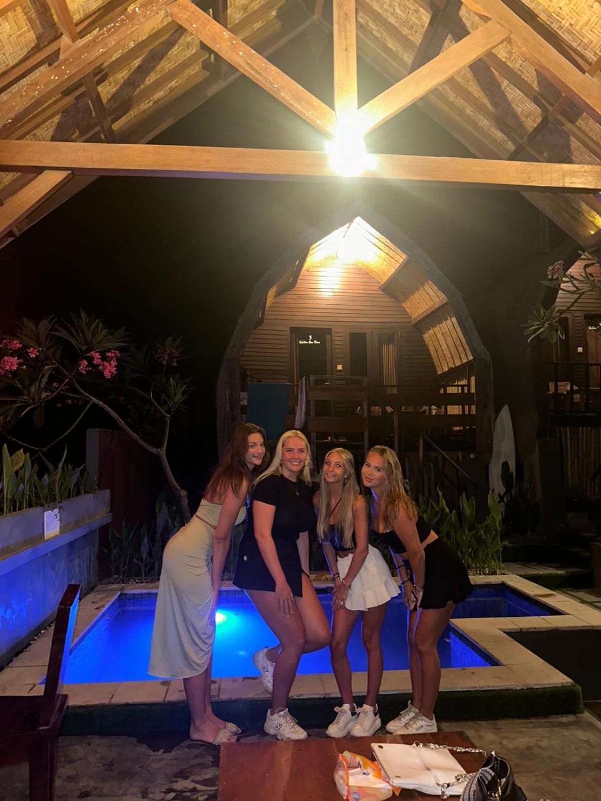 The Golden Ave Bungalow Gili Trawangan Dış mekan fotoğraf